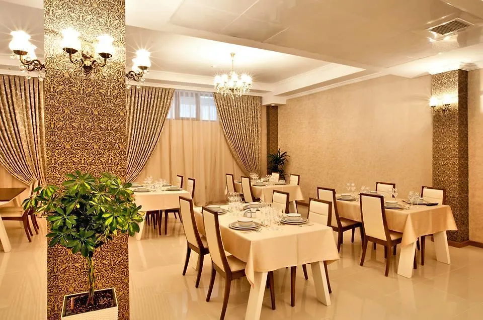 Paradise Hotel Baku 4*,