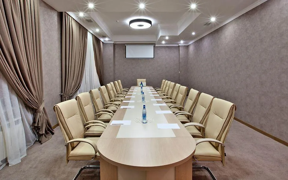 Paradise Hotel Baku